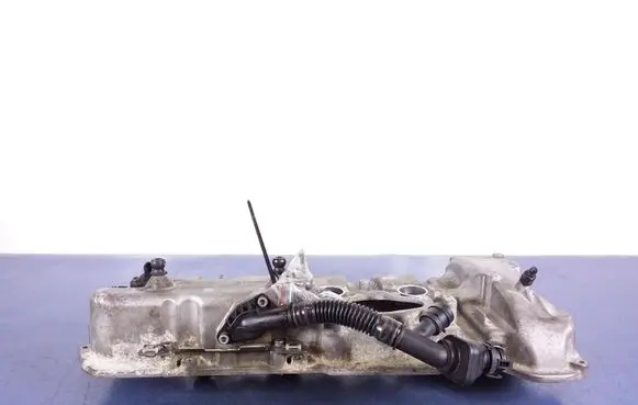 BMW 7 F01 F02 F03 F04 Rocker cam cover 7566286