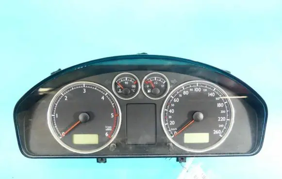 Volkswagen Sharan Speedometer (instrument cluster) 7M3920800F IMPRK1084651