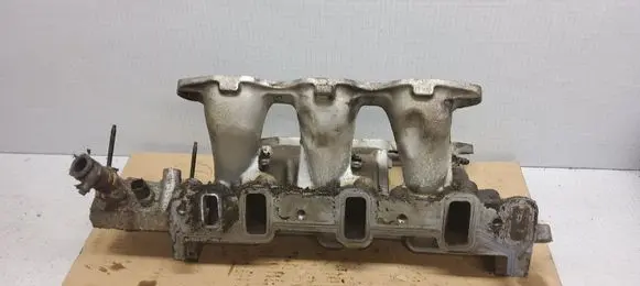 Chrysler Town & Country IV Intake manifold