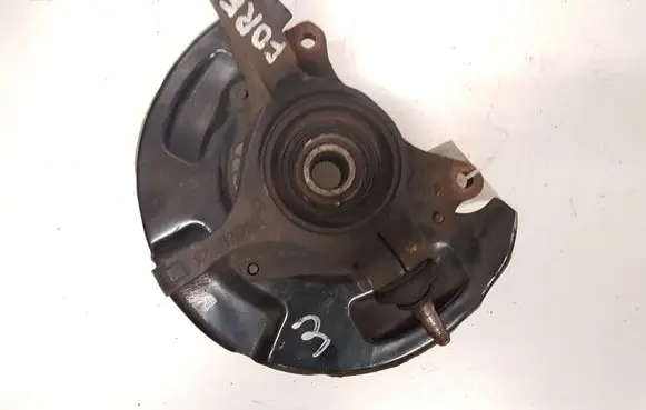 Front wheel hub