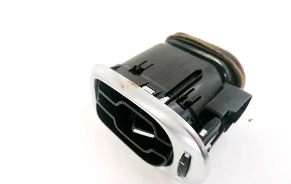 Citroen C3 Picasso Dash center air vent grill 9683043377 8578009010