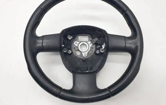 Audi A3 S3 8P Steering wheel