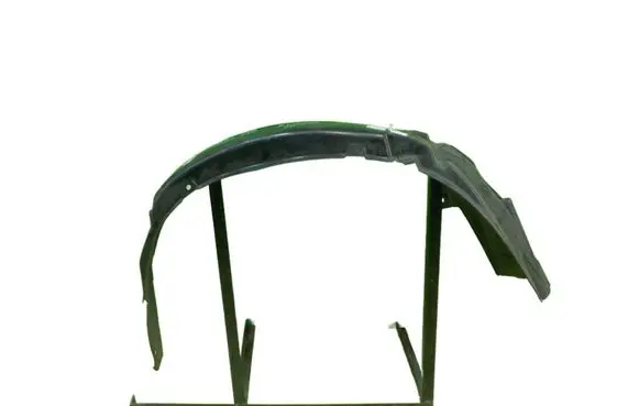 Suzuki Grand Vitara II Front arch 7248165J0R PRAWE