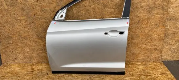 Hyundai Tucson LM Front door K18017K