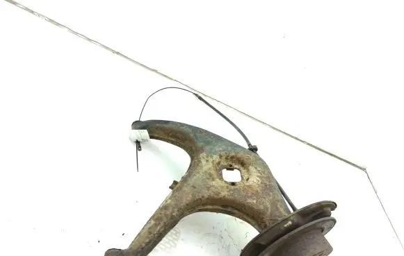 Mercedes-Benz COMPAKT W115 Rear wheel hub