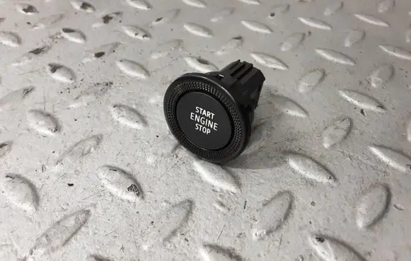 Dacia Sandero III Engine start stop button switch 251503993R 32136501 710325