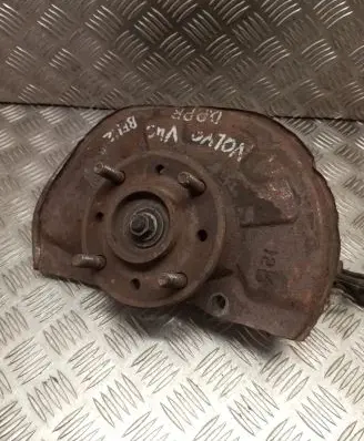 Volvo S40, V40 Front wheel hub
