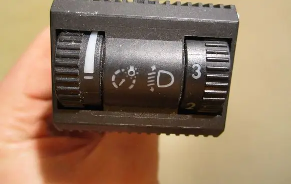 Volkswagen Polo V 6R Headlight level height control switch 6R0941333