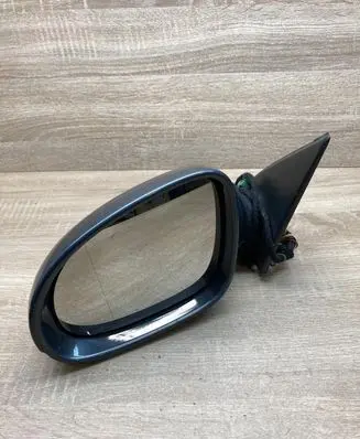 Volkswagen PASSAT B6 Front door electric wing mirror 3C0857933 010781