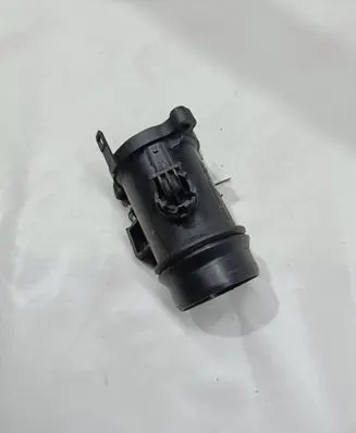 BMW 5 F10 F11 Mass air flow meter 8506359 11884414 9444614310