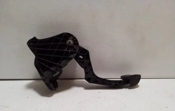 Clutch pedal