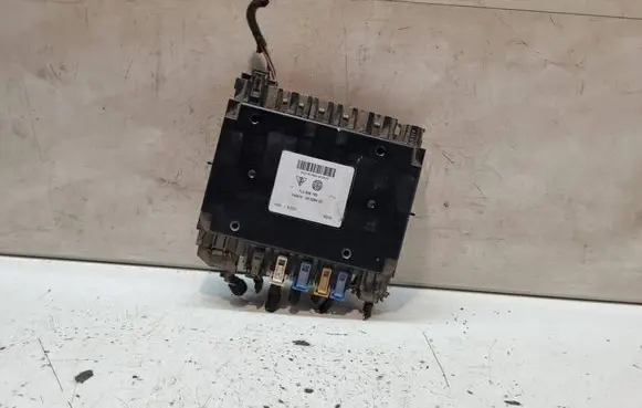 Volkswagen Touareg I Seat control module 7L0959760 05029400