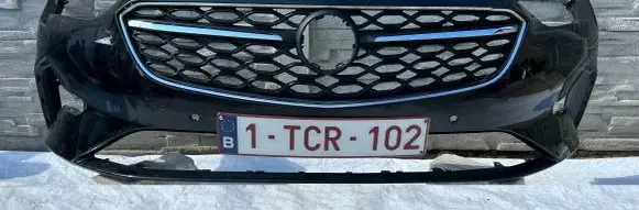 Opel Insignia B Front bumper 39140468 90810000101