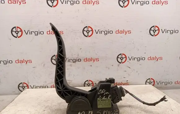 Volkswagen Transporter - Caravelle T5 Accelerator throttle pedal A9013000404 0281002335 084400342