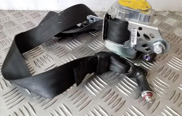 KIA Sorento Front seatbelt 888102P450 888202P450