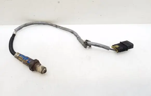 BMW 5 F10 F11 Lambda probe sensor 7589122 0258010239