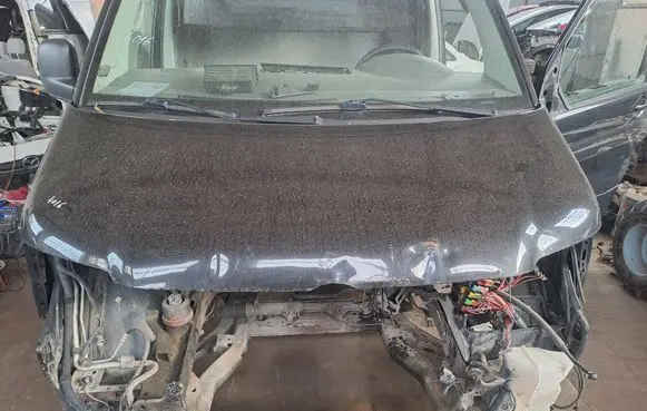 Volkswagen Transporter - Caravelle T5 Engine cover (trim) Nocode