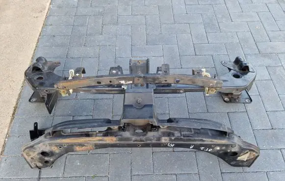 Mitsubishi Outlander Radiator support slam panel