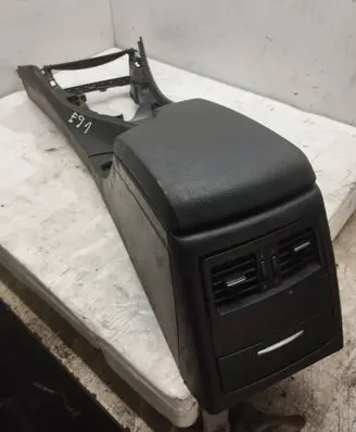 BMW 3 E90 E91 Armrest 7075357 58450713 E116233121