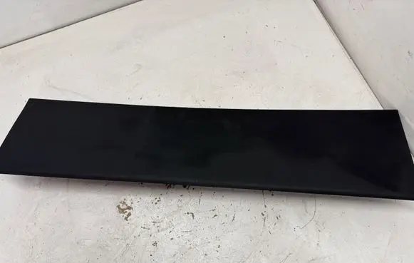 Dodge Durango Tailgate/trunk upper cover trim 6DF23DX9AA 6DF23DX9AB