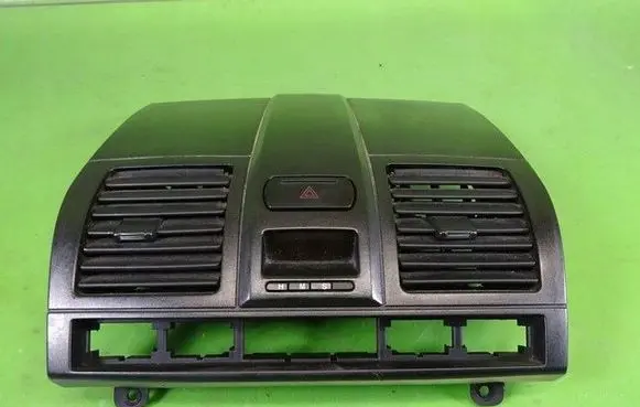 SsangYong Rexton Rear air vent grill 76520-08000