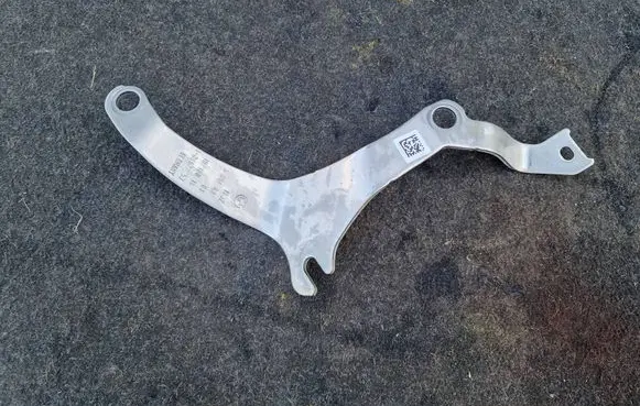 BMW 3 G20 G21 Muffler mount bracket/holder 5B44A32 10218010 10862753