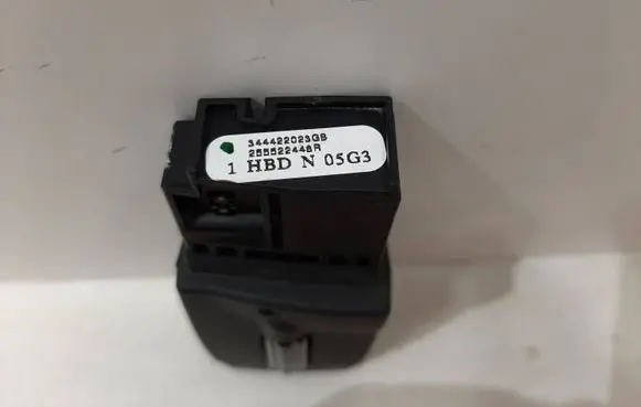 Renault Clio III Sound control switch 255522448R