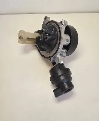 Mini Clubman F54 Water pump 4127390