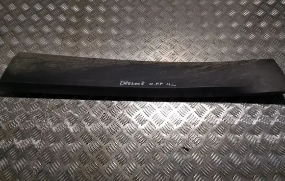 Jeep Cherokee Front door trim (molding) 1YW33TRMAB