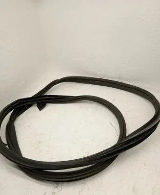 Mercedes-Benz CLS C218 X218 Rubber seal front coupe door window A2187202078