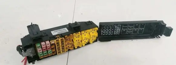 Jeep Grand Cherokee (WK) Fuse box set 56047835AE 96555J