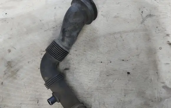Ford Galaxy Turbo air intake inlet pipe/hose 6G919C623DG 4615125988