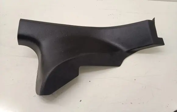 Tesla Model 3 Rear sill trim cover 108631200F