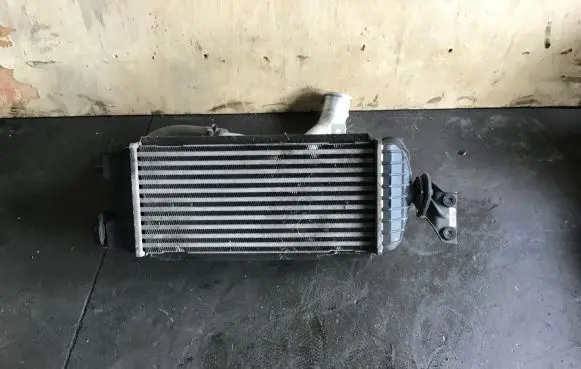 Hyundai Tucson TL Intercooler radiator