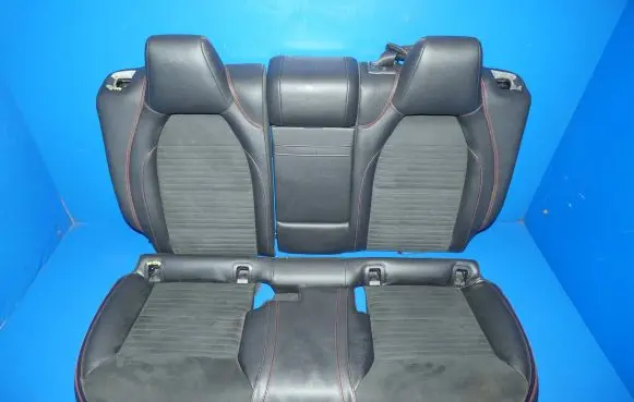 Mercedes-Benz GLA W156 X156 Second row seats 