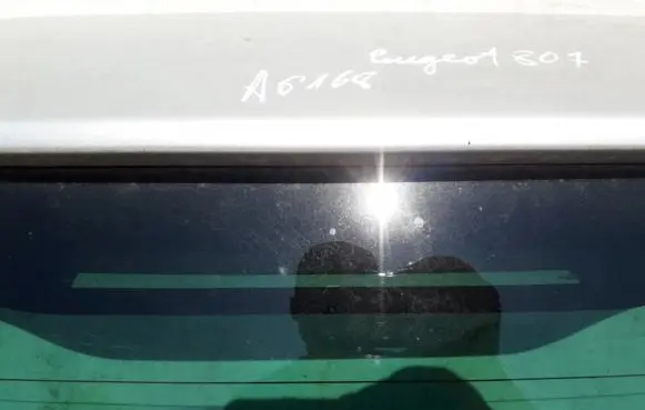 Peugeot 807 Third/center stoplight