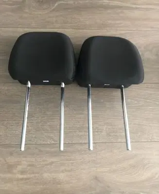 Hyundai Kona I Front seat headrest