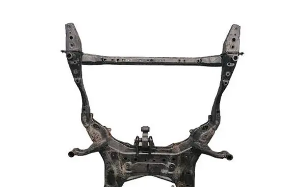 Mazda CX-5 Engine mount bracket