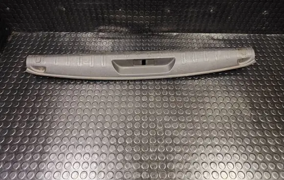Peugeot 308 Trunk/boot sill cover protection 9800072977