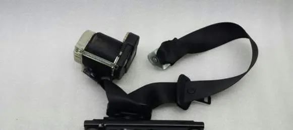 Land Rover Range Rover L322 Rear seatbelt LR009126