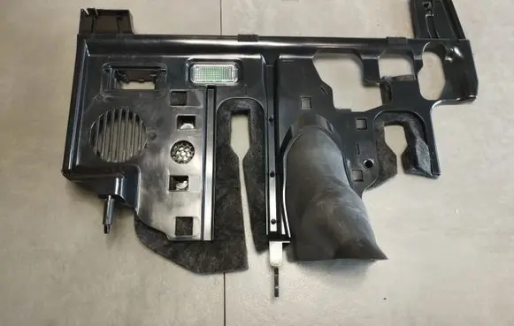 Audi A4 S4 B9 8W Dashboard lower bottom trim panel 8W1863083E