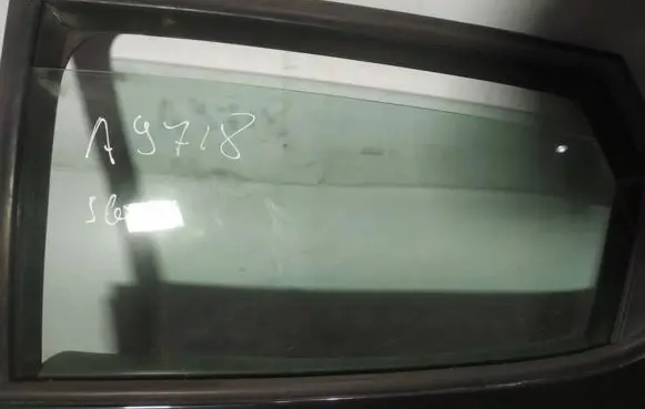 Seat Ibiza IV (6J,6P) Rear door window glass as2