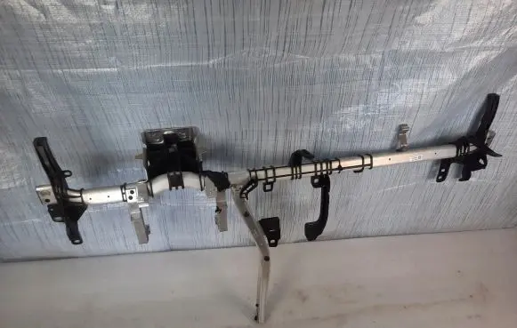 Mercedes-Benz B W246 W242 Dashboard cross member/frame bar A2466801500