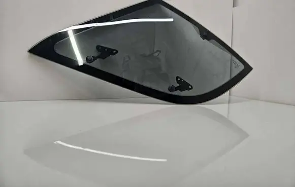 Mercedes-Benz ML W163 Rear side window A1636700150 43R008010 DOT276