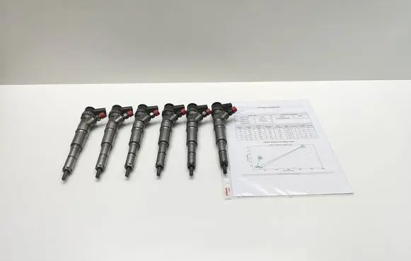 BMW 5 E60 E61 Fuel injectors set 7789661 0445110