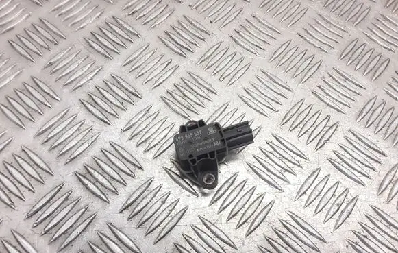 Audi A3 S3 8P Airbag deployment crash/impact sensor 8P0955557