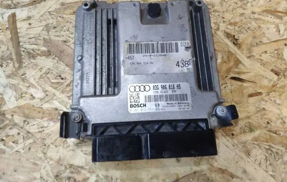 Audi A6 S6 C6 4F Engine control unit/module 03G906016HS 0281012557 1039S14669