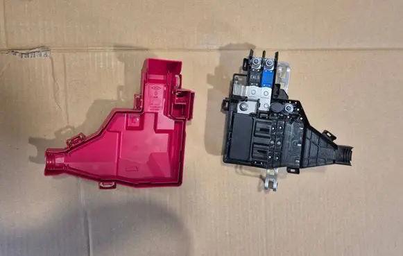 Dacia Duster II Positive cable (battery) 241148233R