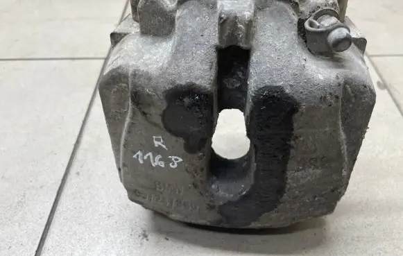 BMW 5 F10 F11 Front brake caliper
