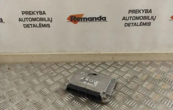 Volkswagen PASSAT B5 Engine control unit/module 038906018AS 28SA3780 0281001724